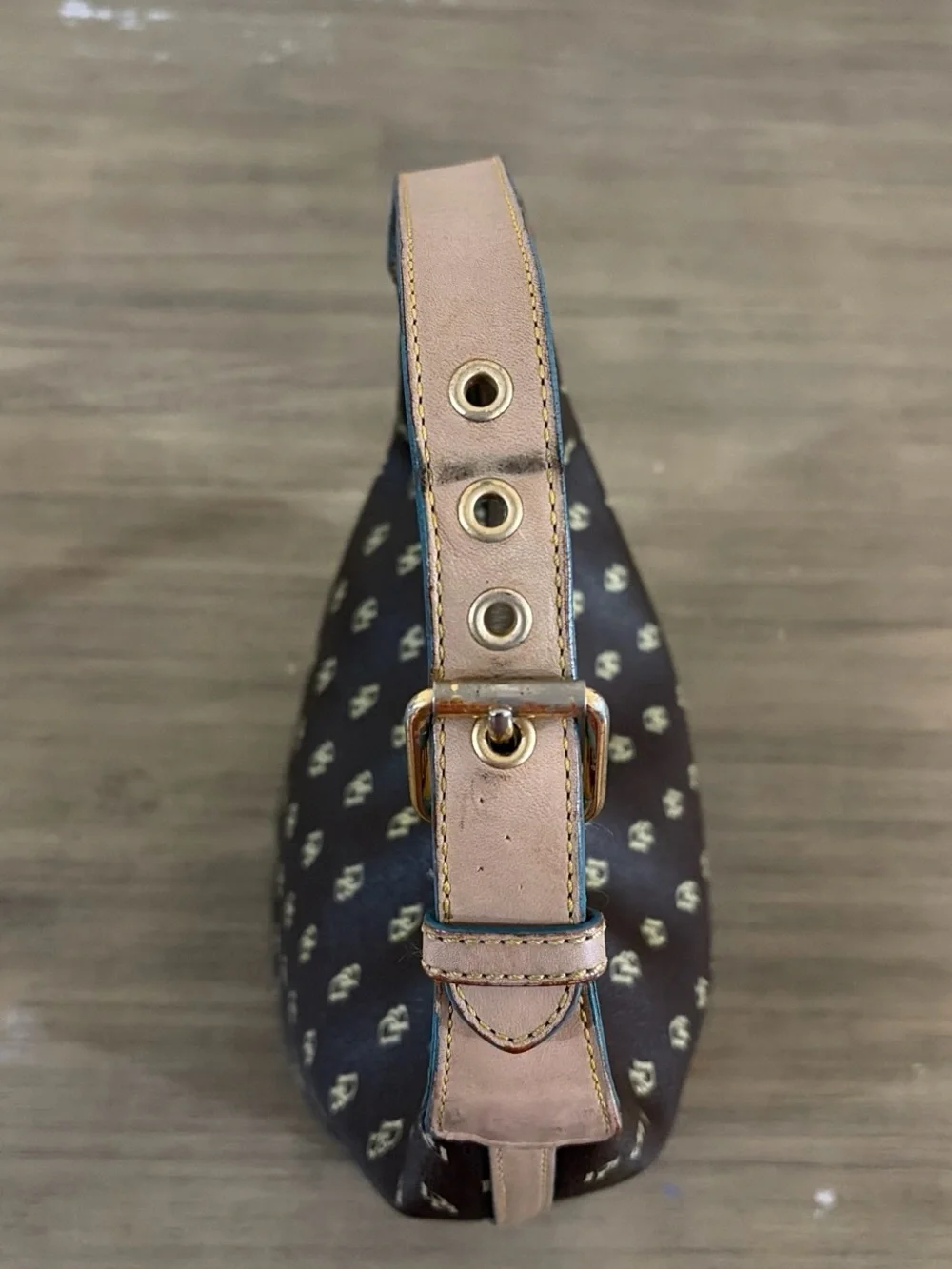 Dooney & Bourke - Small Pebble Hobo - Black/Brown - Bagette